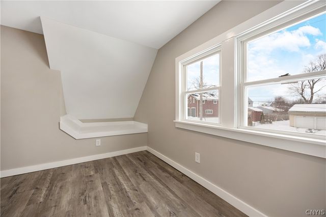 110 Edgemere Road, Salina, NY 13208