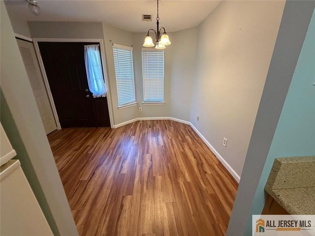 601 Sunshine Court 601, Sayreville, NJ 08859