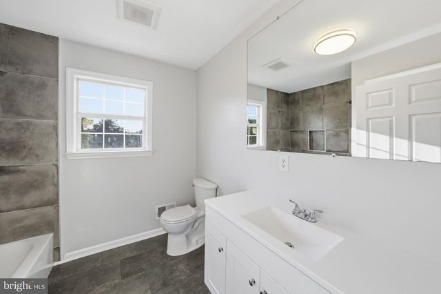 395 BUNTING AVE, Hamilton, NJ 08611