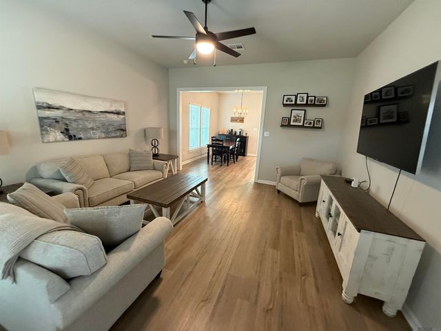 11586 Water View Ave, Denham Springs, LA 70726
