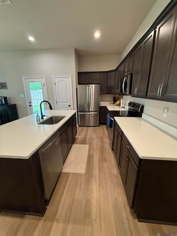 11586 Water View Ave, Denham Springs, LA 70726