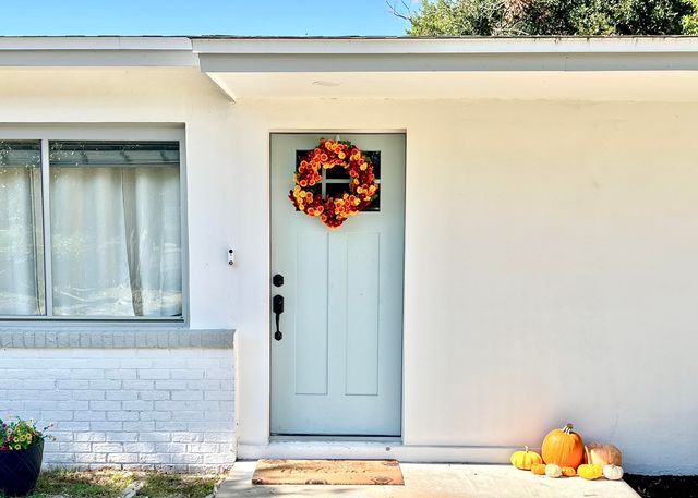 415 Avon Lane, Mary Esther, FL 32569