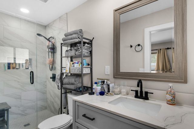 415 Avon Lane, Mary Esther, FL 32569