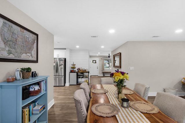 415 Avon Lane, Mary Esther, FL 32569