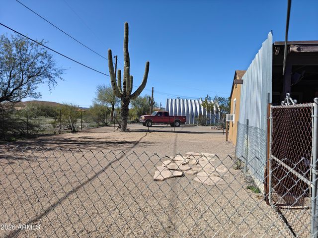 2417 W ROUGHRIDER Road, New River, AZ 85087