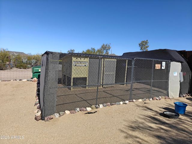 2417 W ROUGHRIDER Road, New River, AZ 85087