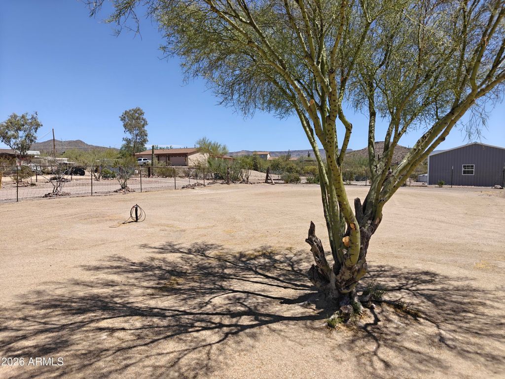 2417 W ROUGHRIDER Road, New River, AZ 85087 — photo 4