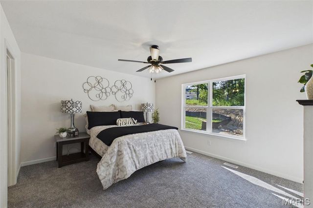 818 Dogwood Way, Hillsboro, MO 63050
