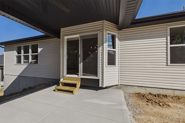 818 Dogwood Way, Hillsboro, MO 63050