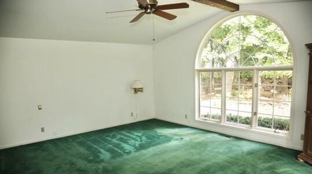 590 E Ravenswood Hills CIRCLE, Brookfield, WI 53045