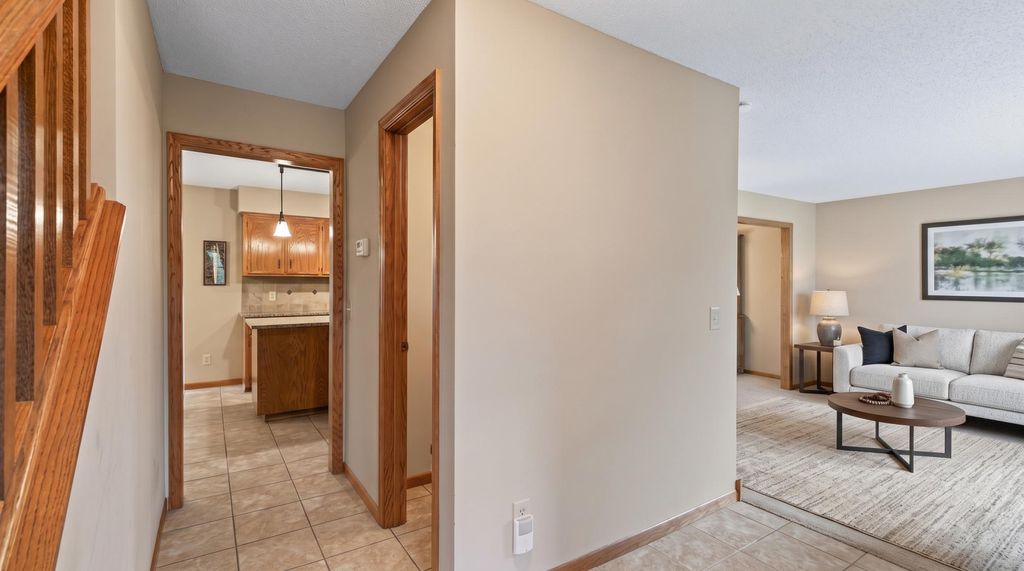 13640 Gardenia Path, Apple Valley, MN 55124 — photo 5