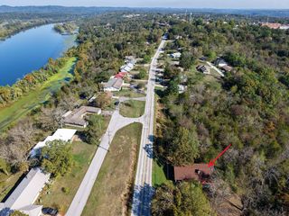 573 State Highway Y, Forsyth, MO 65653