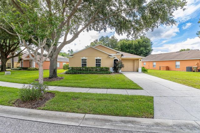 17506 WOODCREST WAY, Clermont, FL 34714