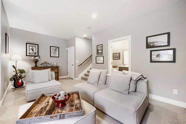 6729 E Lowry Boulevard, Denver, CO 80230