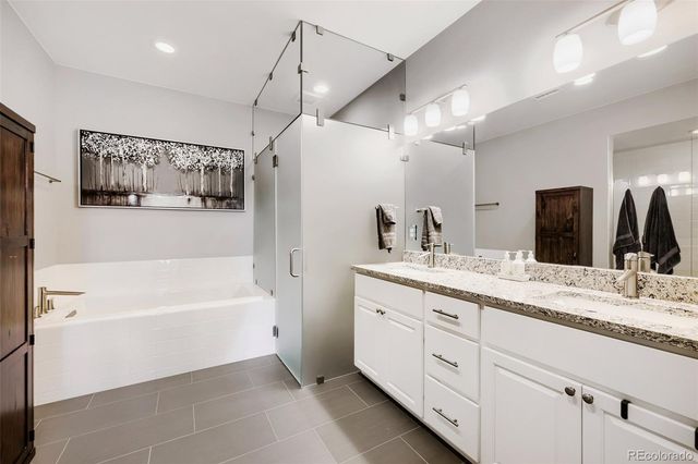 6729 E Lowry Boulevard, Denver, CO 80230