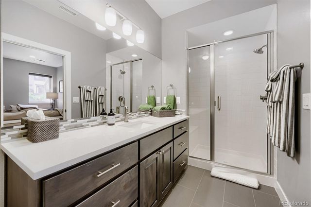 6729 E Lowry Boulevard, Denver, CO 80230
