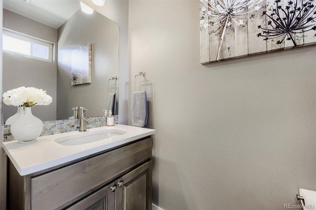 6729 E Lowry Boulevard, Denver, CO 80230