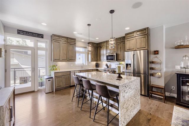 6729 E Lowry Boulevard, Denver, CO 80230