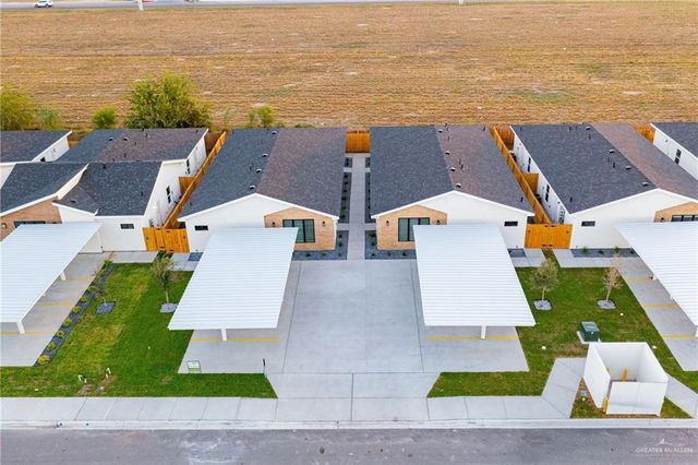 2104 E San Andrea Street 3, Edinburg, TX 78542