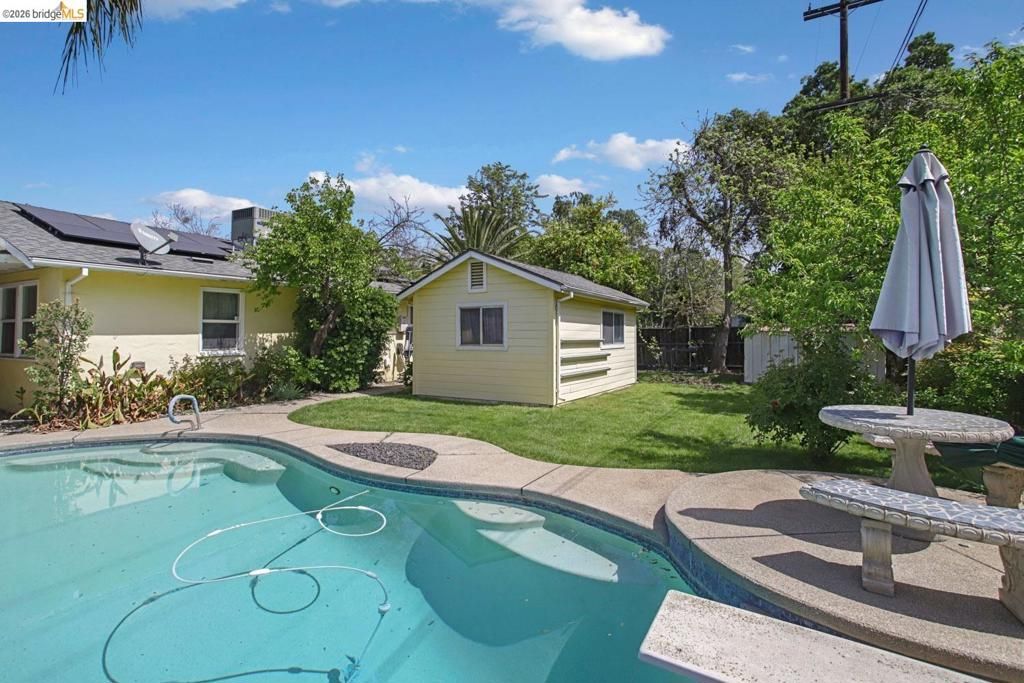 Image 8 of property listing at 1320 1320 Barcelona, Stockton, CA 94509