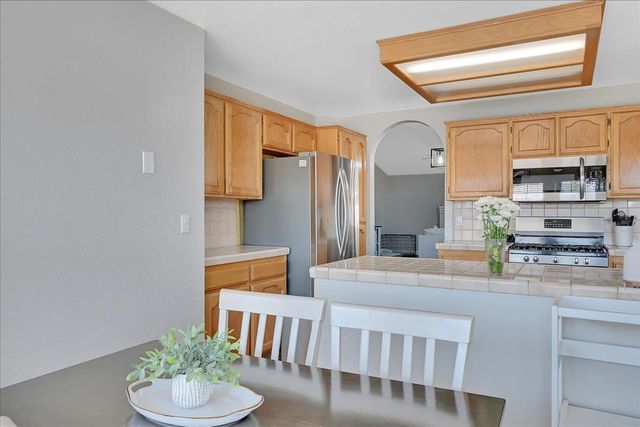 2440 Northfield Ct, Yuba City, CA 95993