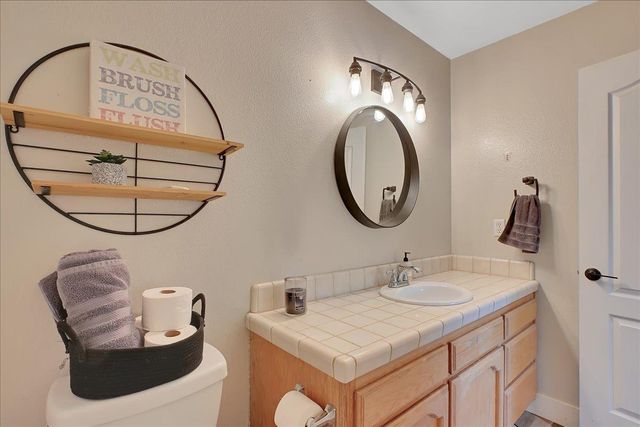 2440 Northfield Ct, Yuba City, CA 95993