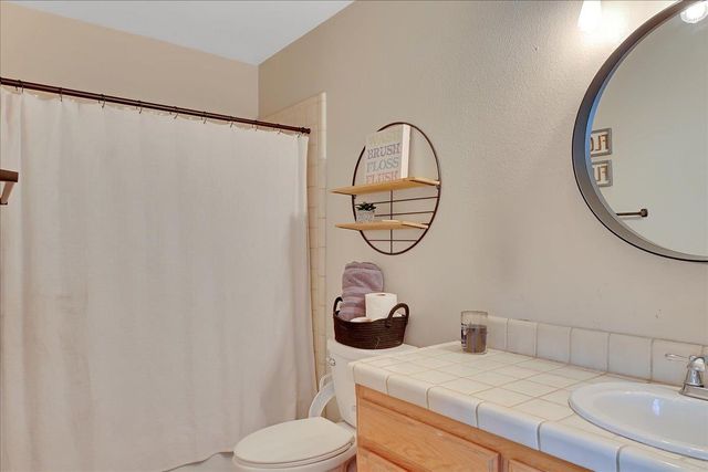 2440 Northfield Ct, Yuba City, CA 95993