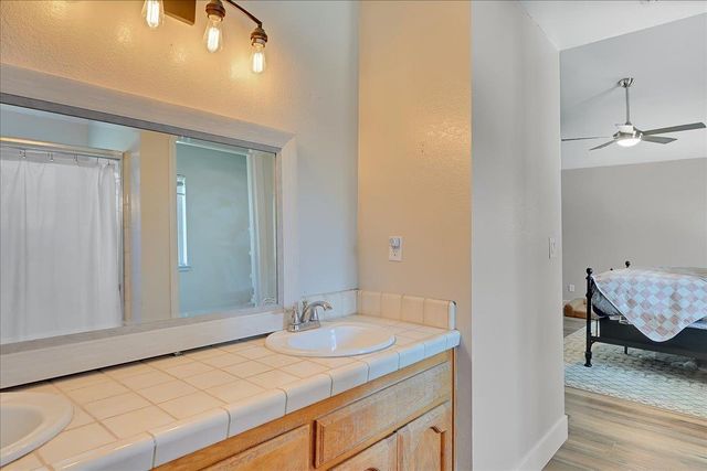 2440 Northfield Ct, Yuba City, CA 95993