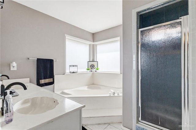 2512 Annette Avenue, Edinburg, TX 78542