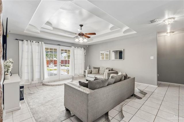 2512 Annette Avenue, Edinburg, TX 78542