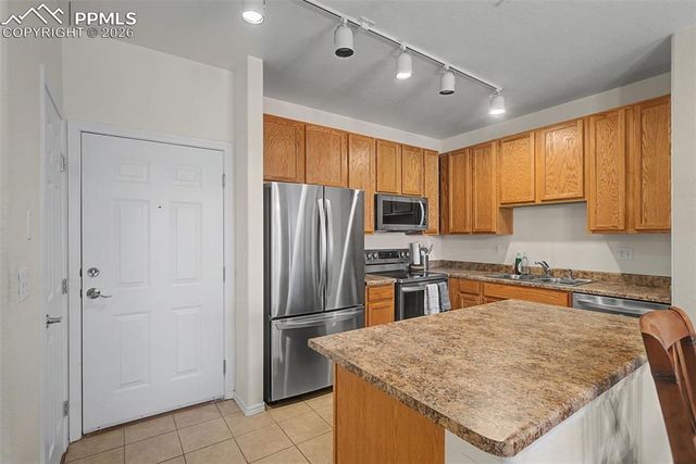 15470 Canyon Rim Drive 205, Englewood, CO 80112