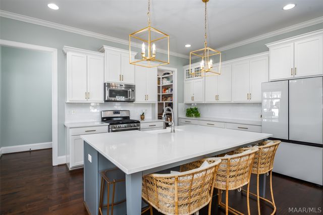 578 Lake Cameron Drive, Pike Road, AL 36064