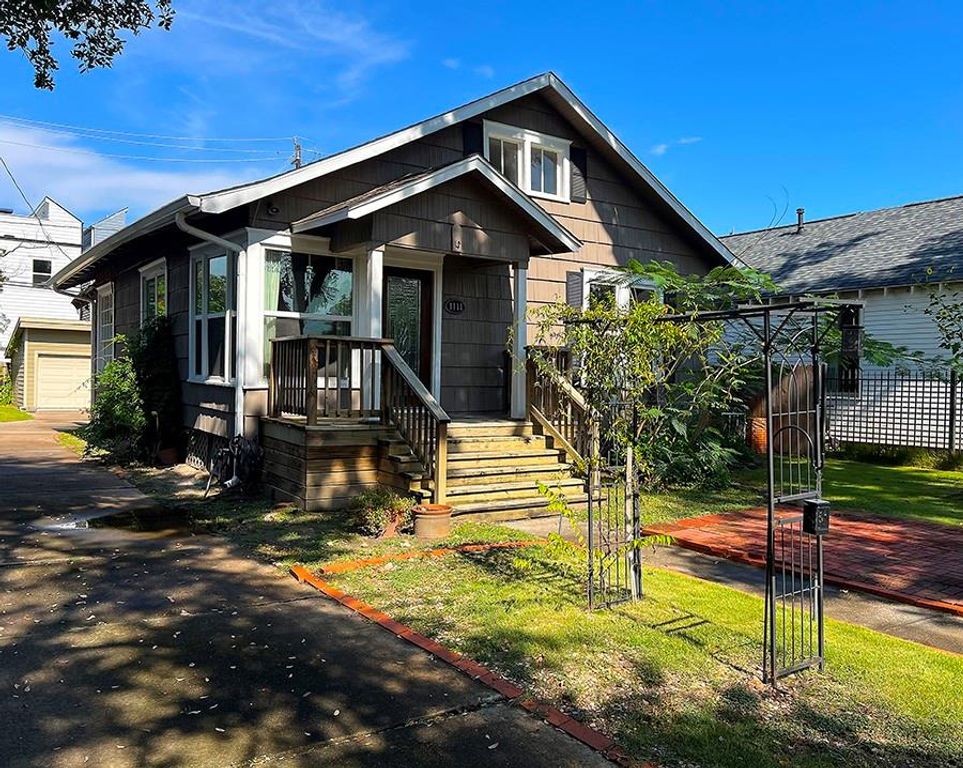 1111 Rutland Street, Houston, TX 77008