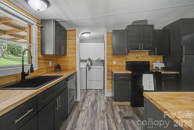 1011 Reed Street, Asheville, NC 28804