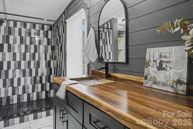 1011 Reed Street, Asheville, NC 28804