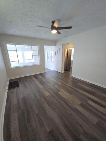 1551 Cordell Avenue, Columbus, OH 43211