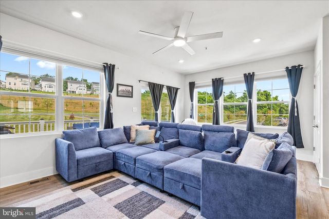 2382 SPRUCE KNOB TER, Frederick, MD 21702
