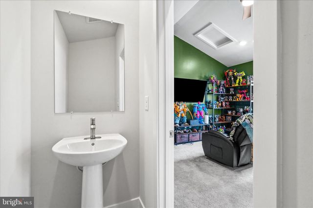 2382 SPRUCE KNOB TER, Frederick, MD 21702