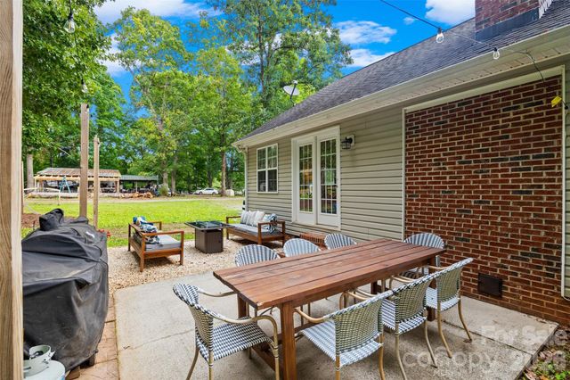 5503 Mcwhorter Road, Waxhaw, NC 28173