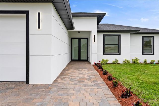 1022 Halby AVE S, Lehigh Acres, FL 33974