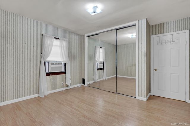 191 N Albany Avenue, Massapequa, NY 11758