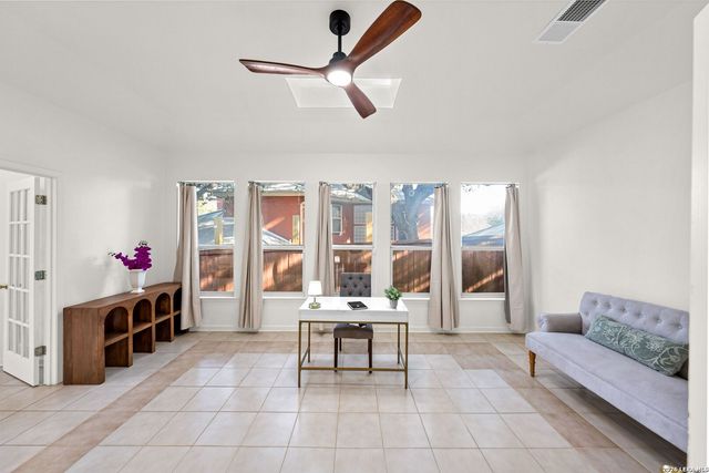 55 Donore, San Antonio, TX 78229