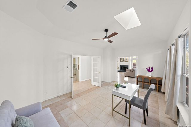 55 Donore, San Antonio, TX 78229