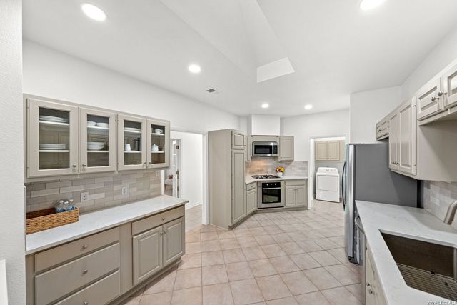 55 Donore, San Antonio, TX 78229