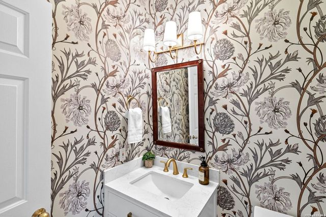 55 Donore, San Antonio, TX 78229