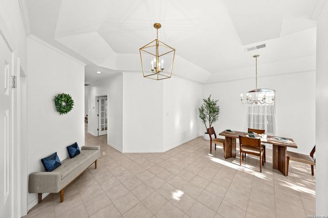 55 Donore, San Antonio, TX 78229