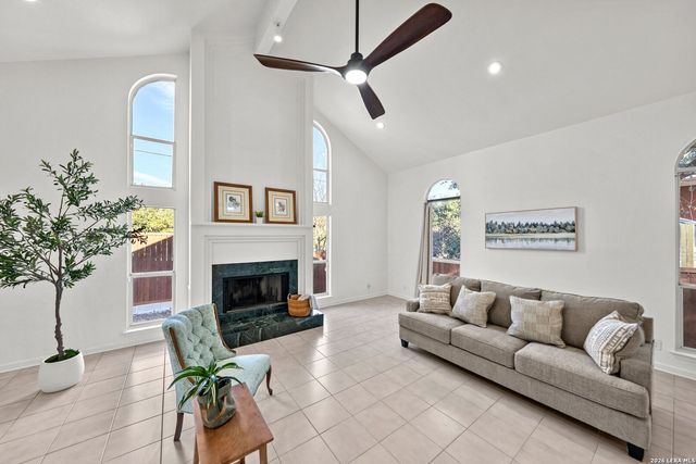 55 Donore, San Antonio, TX 78229