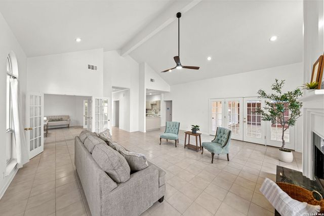 55 Donore, San Antonio, TX 78229