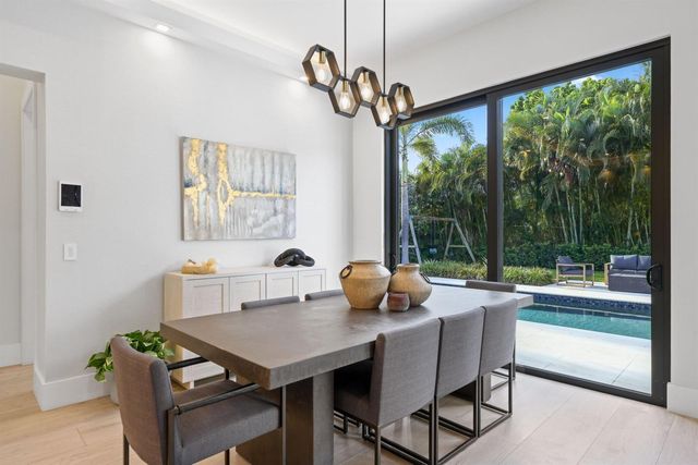 525 Whispering Pines Road, Boynton Beach, FL 33435