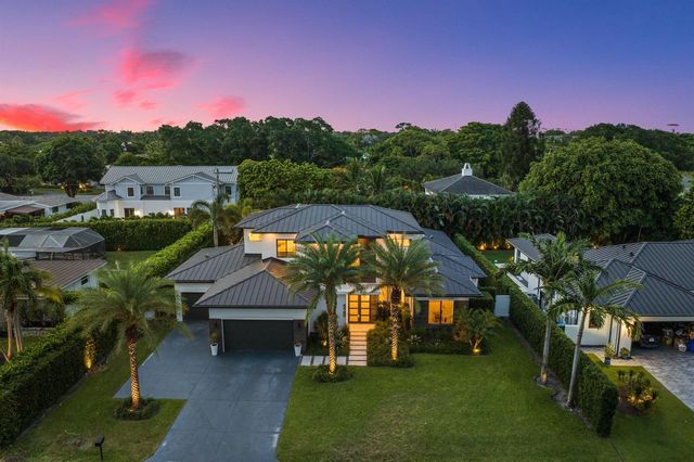 525 Whispering Pines Road, Boynton Beach, FL 33435